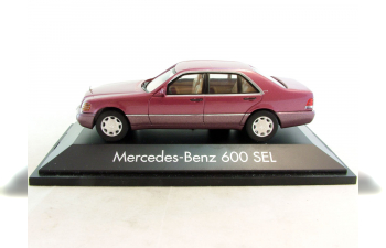 MERCEDES-BENZ 600 SEL, red