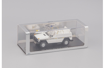 MERCEDES-BENZ 230 GE Papamobil, white