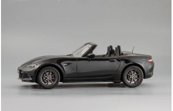 MAZDA MX-5 with removable soft top (2015), black