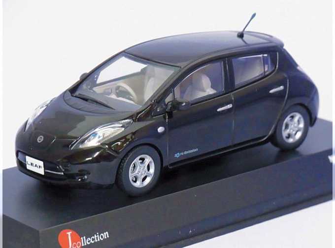 NISSAN Leaf, super black