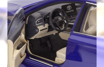 TOYOTA Camry 8 поколение, синий металлик