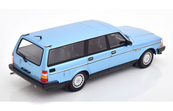 VOLVO 240 GL Break (1986), light blue-metallic