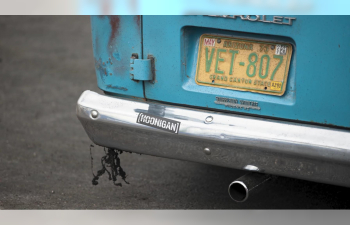 CHEVROLET G10 Van (1973), Blue Rusted Smoke Box