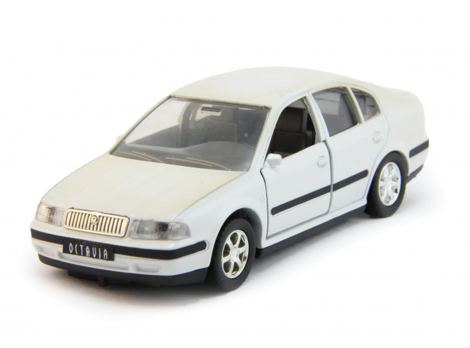 SKODA Octavia, white