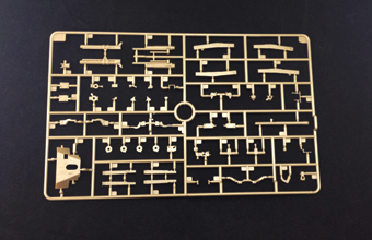 Сборная модель British 6 Pdr Anti-Tank Gun (Airborne) With 1/4 Ton Truck & Crew