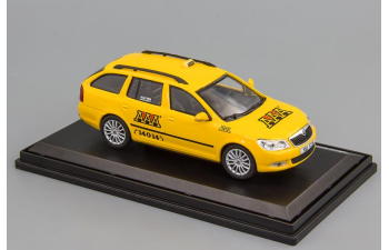 SKODA Octavia II FL Combi (2008) - AAA Taxi