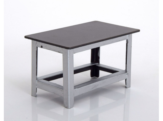 FIGUR Metall Werkbank