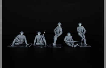 Сборная модель фигурки британские солдаты на танке/ Soldier Military British Tank Riders