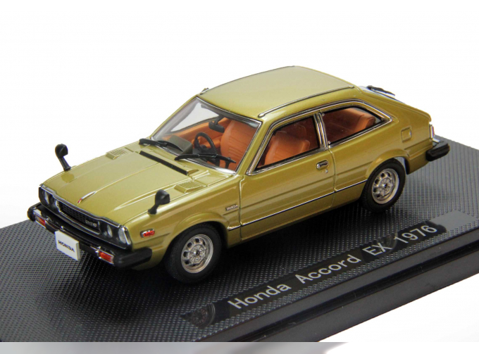 HONDA Accord EX (1976), olive metallic