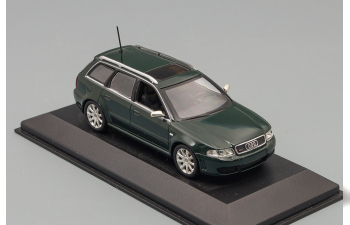 AUDI RS4 (2000), green