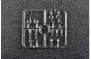 Сборная модель Танк Т-72Б/Б1 с реактивной бронёй контакт-1