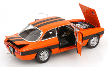 ALFA ROMEO 2000 GTV (1973), orange black