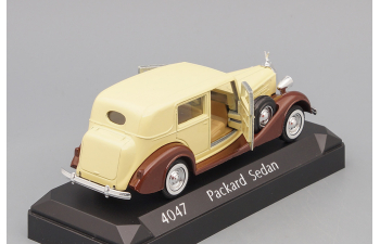 PACKARD Sedan, light yellow / brown