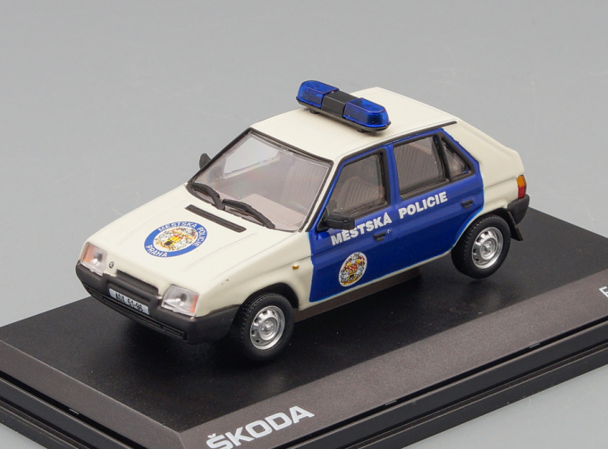 SKODA Favorit 136L Městská Policie Praha 1988