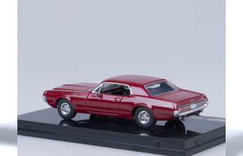 MERCURY Cougar, cardinal red