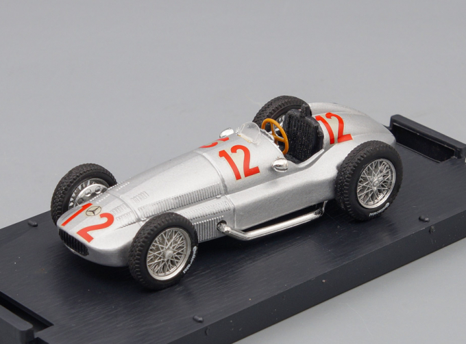 MERCEDES-BENZ Grand Prix HP 480 W154 M 163 K (1939), silver