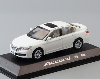 HONDA Accord CR (2013), white