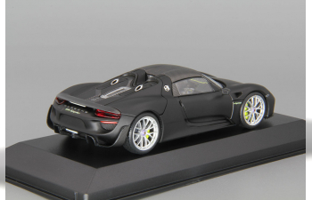 PORSCHE 918 Spyder "Weissach-Package" (2015), matt black