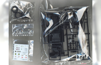 Сборная модель Toyota Cresta Super Lucent Twincam 24 (GX61)