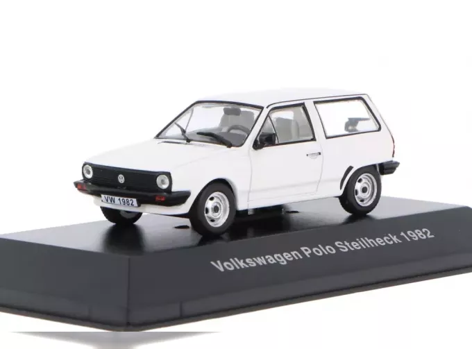 VOLKSWAGEN Polo II 86c (1982), white