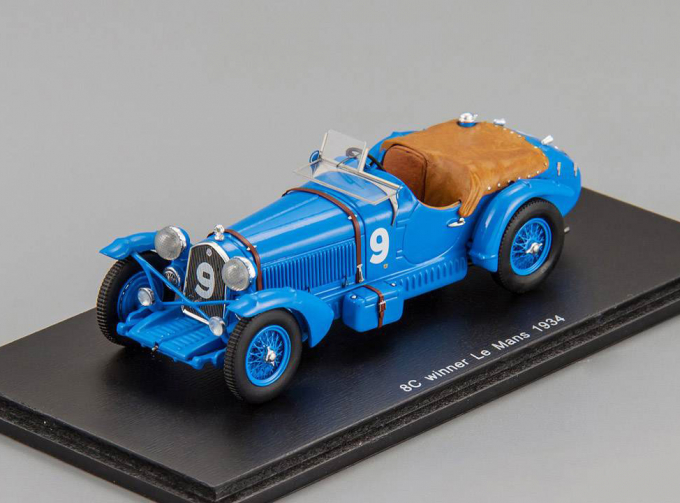 ALFA ROMEO 8C #9 Winner Le Mans L. Chinetti - P. Etancelin (1934), blue