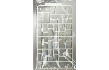 Сборная модель U.S. Navy Flight Deck Crew & Fire Engine