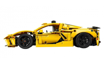 Сборная модель CHEVROLET Lego Technic - Corvette Stingray (2024) - 732 Pcs, Yellow