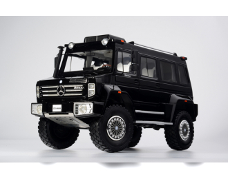 MERCEDES-BENZ Unimog Wagon U5000 4х4 (2012), black
