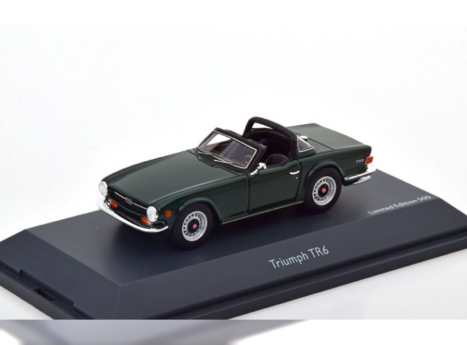 TRIUMPH TR6, dark green