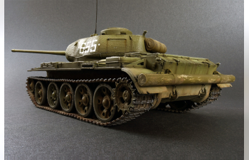 Сборная модель Танк T-44M SOVIET MEDIUM TANK