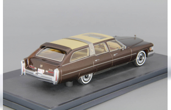 CADILLAC Fleetwood Brougham Castilian Wagon (1976), brown / biege