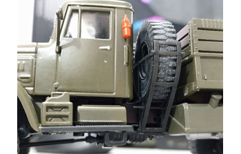 Держатель запасного колеса (ДЗК) Краз-214