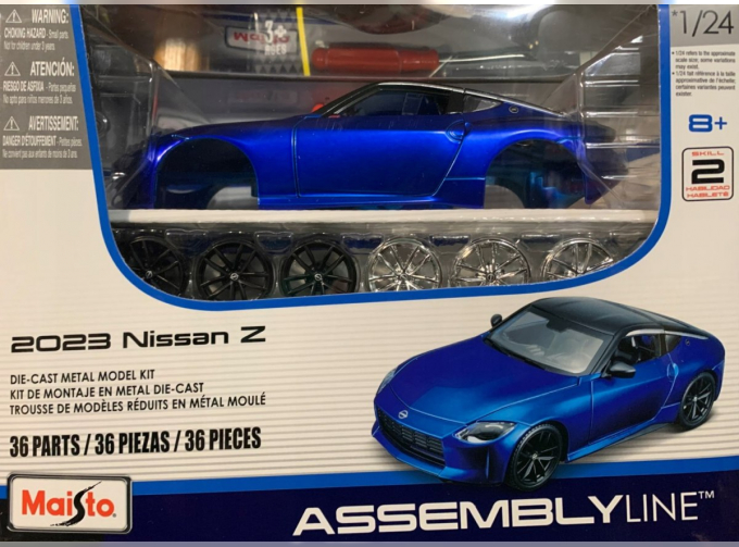 Сборная модель NISSAN 400z Coupe (2023), Blue Black