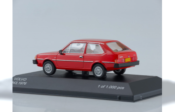 VOLVO 343 3-dr (1976), red