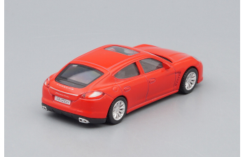 PORSCHE Panamera Turbo, red