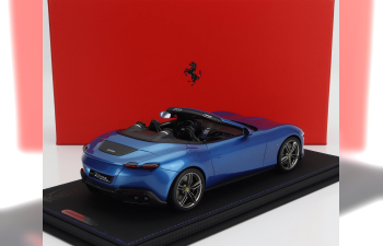 FERRARI Roma Spider Open (2020) - Con Vetrina - With Showcase, Blu Corsa - Blue Met