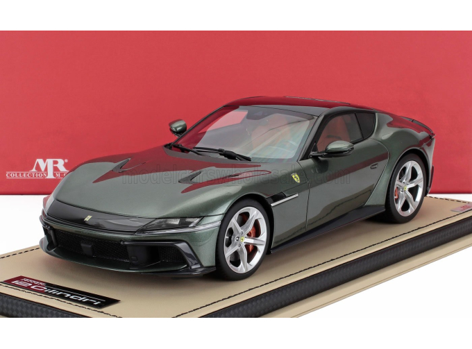 FERRARI 12cilindri Coupe V12 830cv (2024) - Con Vetrina - With Showcase, Verde Toscana - Green
