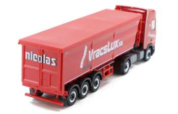 SCANIA CR 20 HD, red