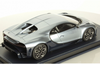 BUGATTI Chiron Profilee (2023), Argent Atlantique - Blue Royale Carbon