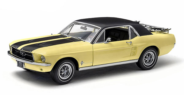 FORD Mustang Coupe "Ski Country Special" Breckenridge 1967 Yellow