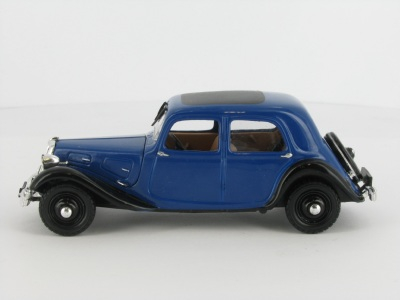 CITROEN Traction 7 A 1934, Saga des Traction Citroen 32