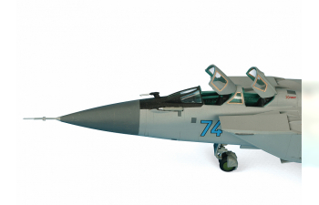 Сборная модель истребитель перехватчик МиГ-31