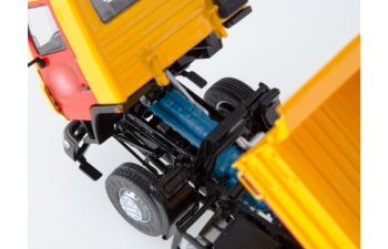 Минский-5550 самосвал, желтый / красный