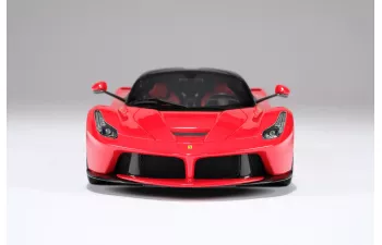 FERRARI LaFerrari, red