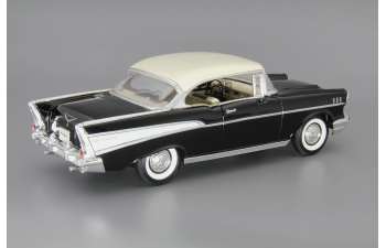 CHEVROLET Bel Air (1957), black / white