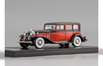 STUTZ SV-16 Sedan 1933 Red/Black