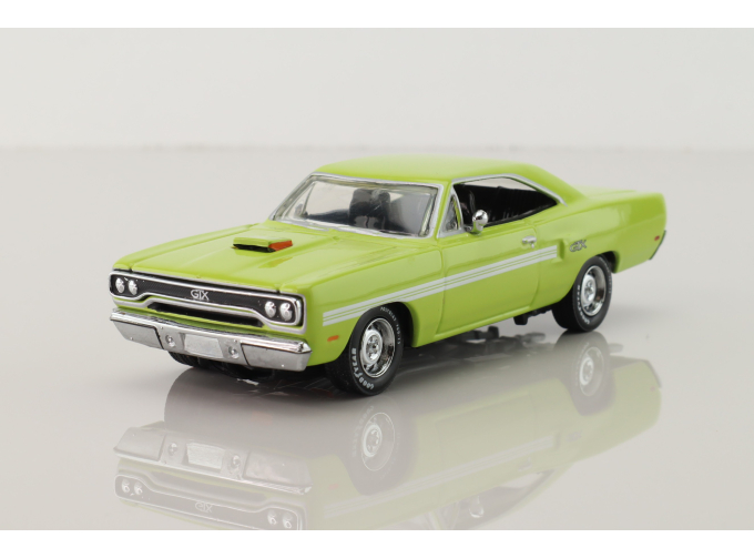 PLYMOUTH GTX (1970), lime green