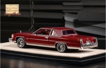 CADILLAC Fleetwood Brougham Coupe (1984), Maroon