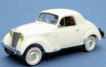 RENAULT JUVAGUATRE Coupe Cream 1949, белый