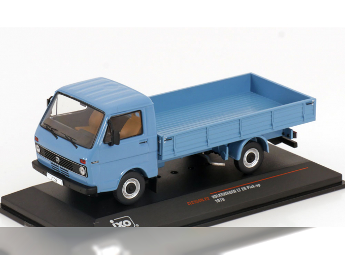 VOLKSWAGEN LT 28 pick up (1978), blue